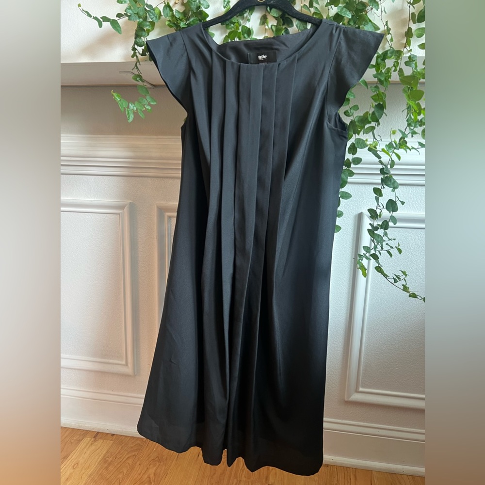 Mossimo Black Flutter-Sleeve Pleated Dress XS